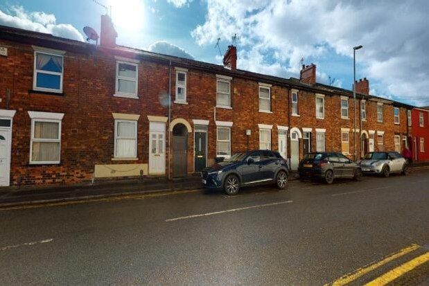 4 bed terraced house to rent in St. Rumbolds Street, Lincoln LN2, £350 pcm