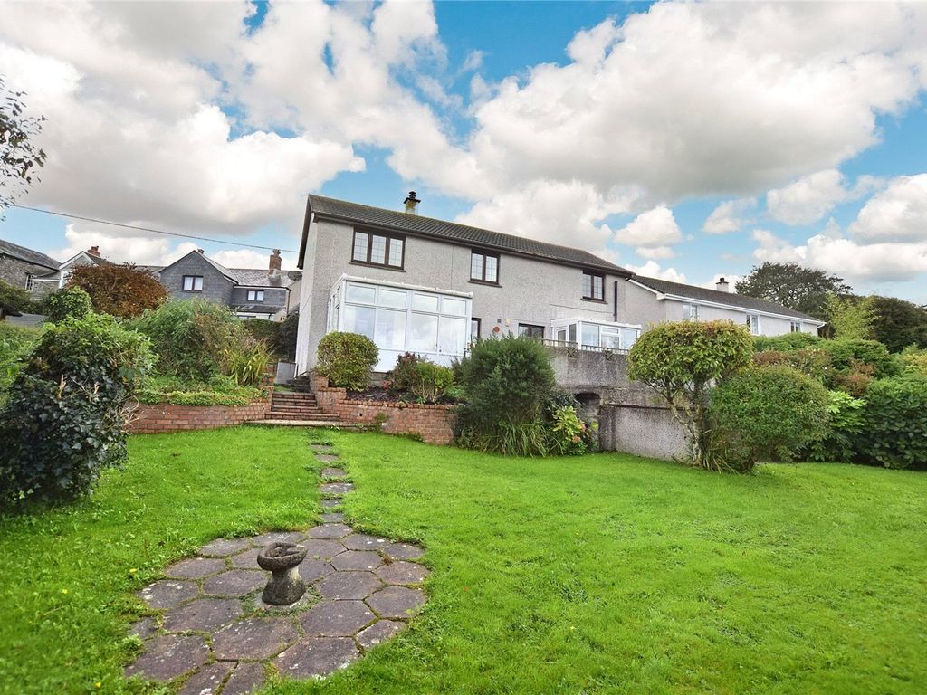3 bed detached house for sale in Paradise Road, Boscastle PL35, £550,000