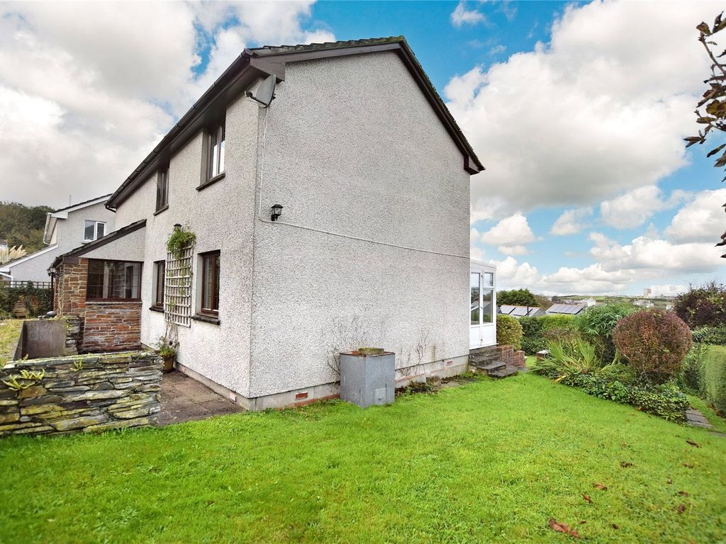 3 bed detached house for sale in Paradise Road, Boscastle PL35, £550,000