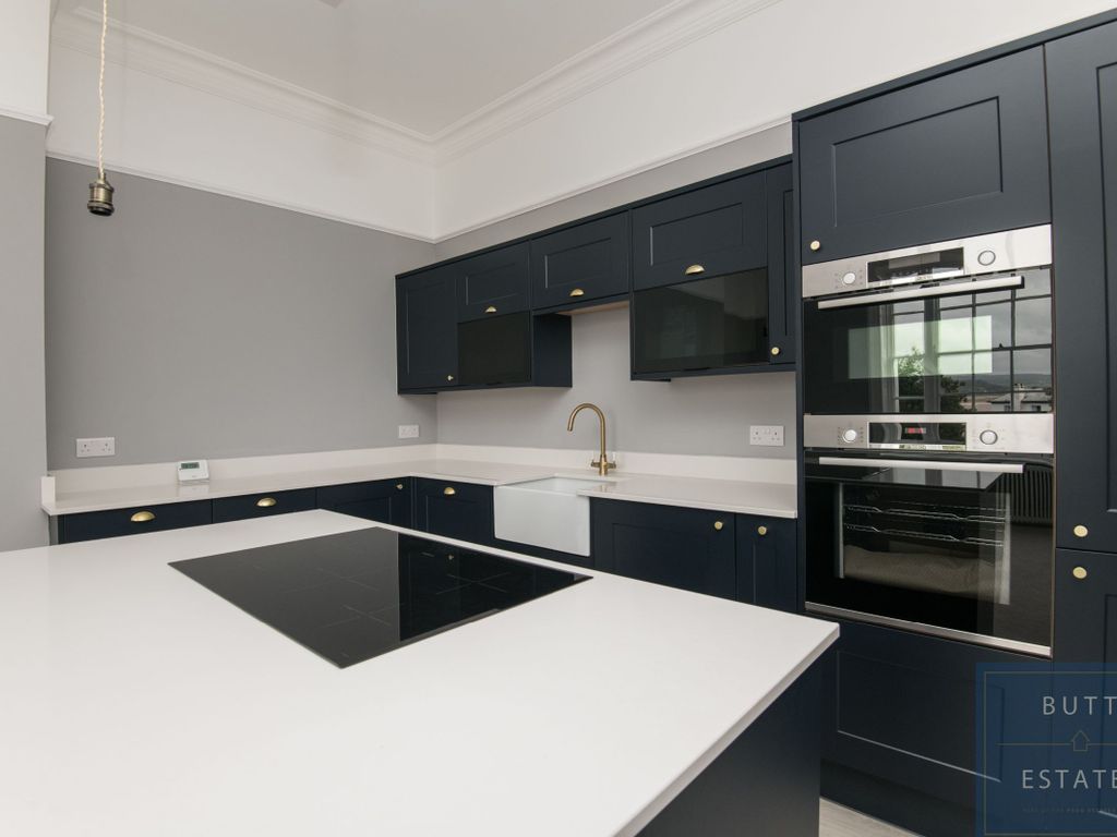 2 bed flat for sale in The Beacon, Exmouth EX8, £375,000