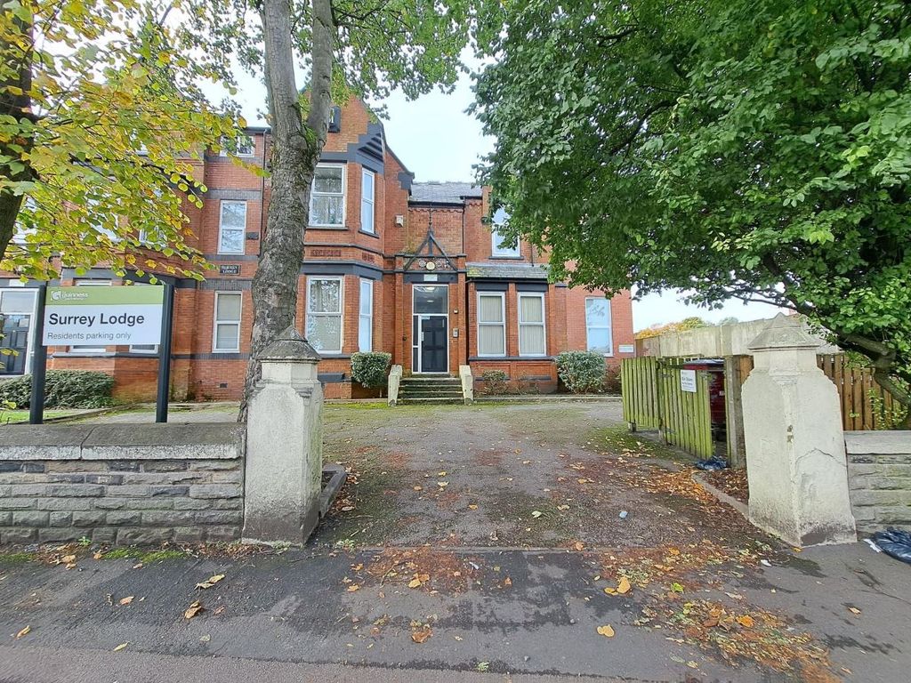 1 bed flat for sale in Birch Lane, Longsight, Manchester M13, £115,000