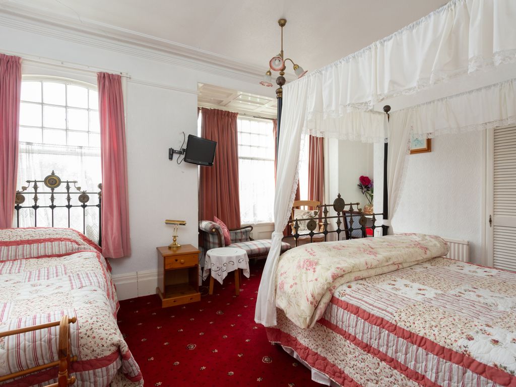 6 bed terraced house for sale in Albemarle Road, York YO23, £1,000,000