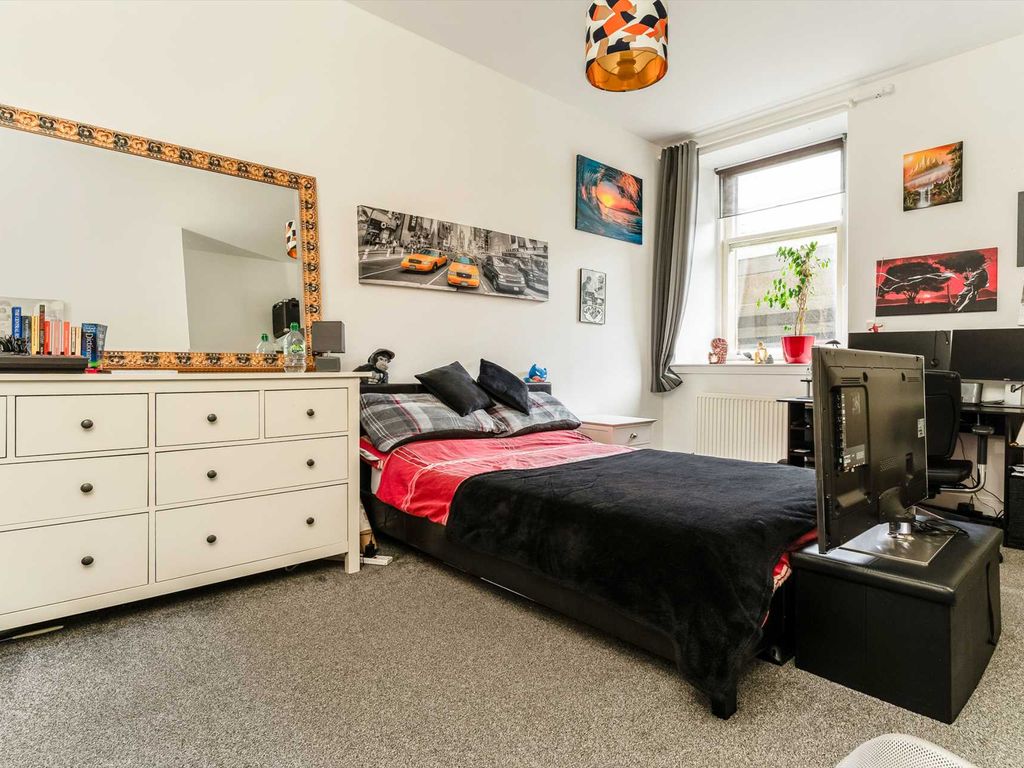 2 bed flat for sale in Morrison Street, Glasgow, Glasgow G5, £159,000