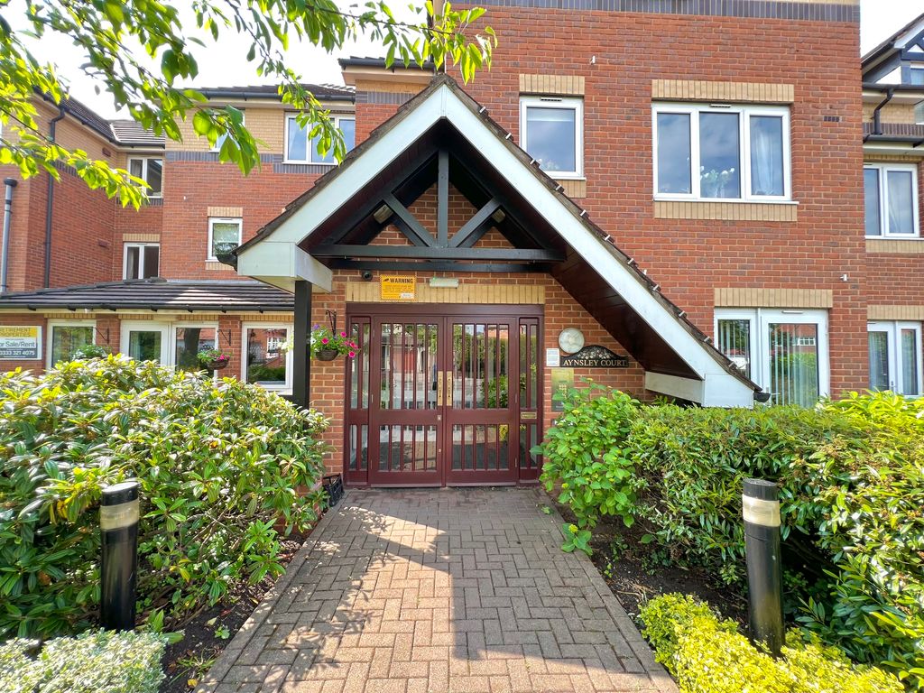 1 bed flat for sale in Aynsley Court, Union Road, Shirley B90, £100,000