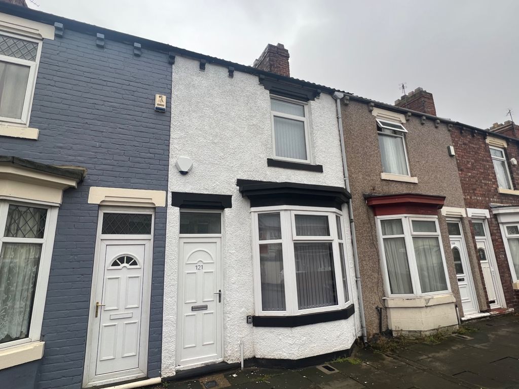 4 bed terraced house to rent in Surrey Street, Middlesbrough, North Yorkshire TS1, £425 pcm