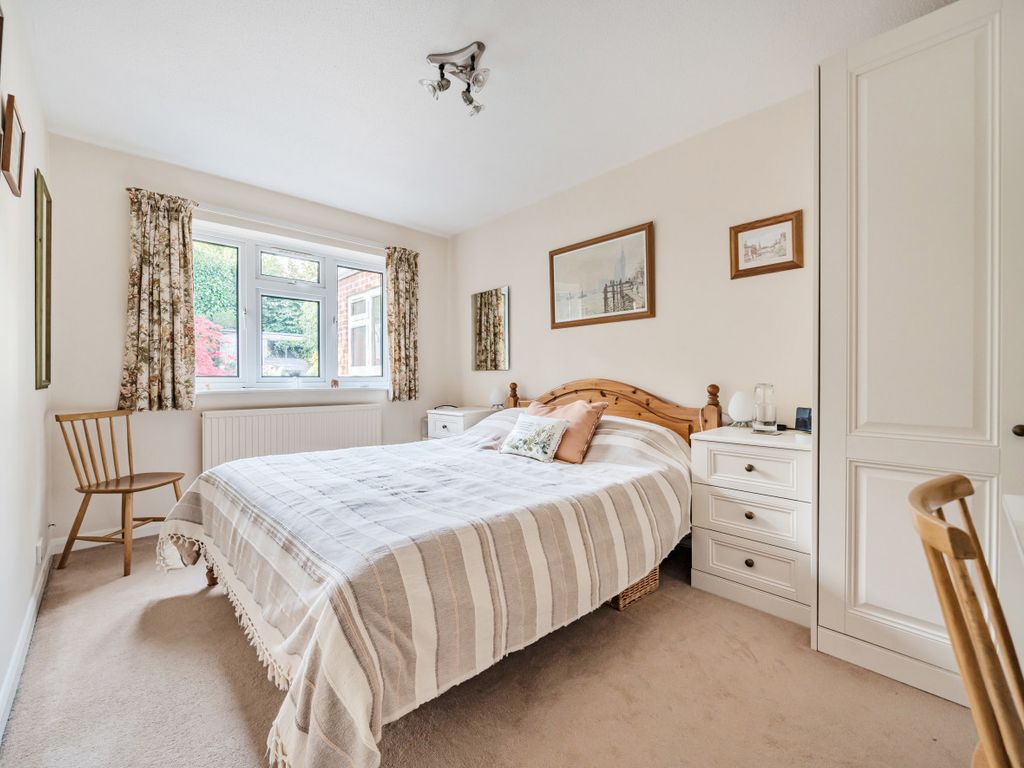 4 bed bungalow for sale in Middle Bourne Lane, Lower Bourne, Farnham, Surrey GU10, £795,000