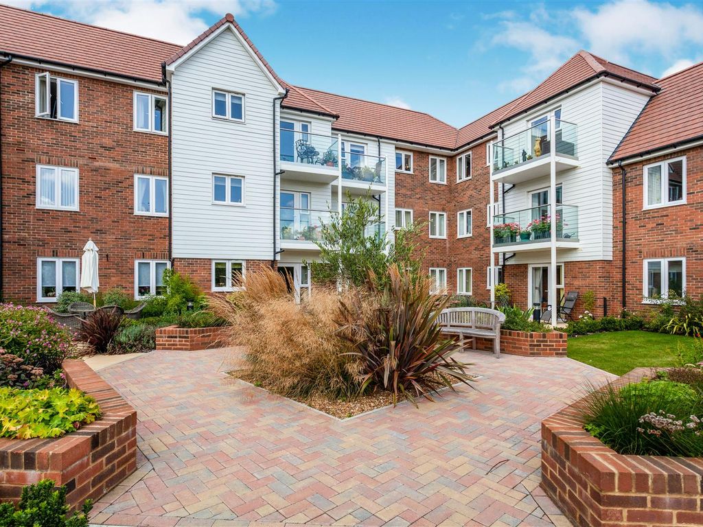 2 bed flat for sale in Oak Tree Court, Smallhythe Road, Tenterden TN30, £440,000