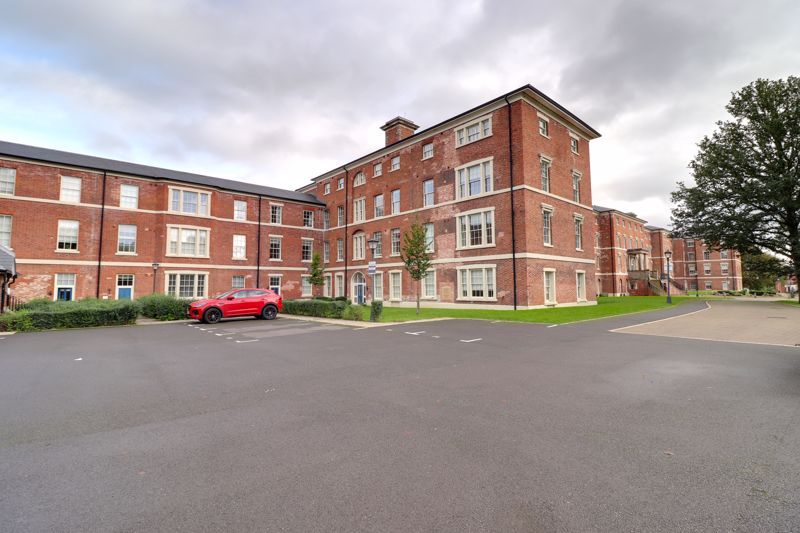 2 bed flat for sale in St. Georges Mansions, St. Georges Parkway, Stafford ST16, £175,000