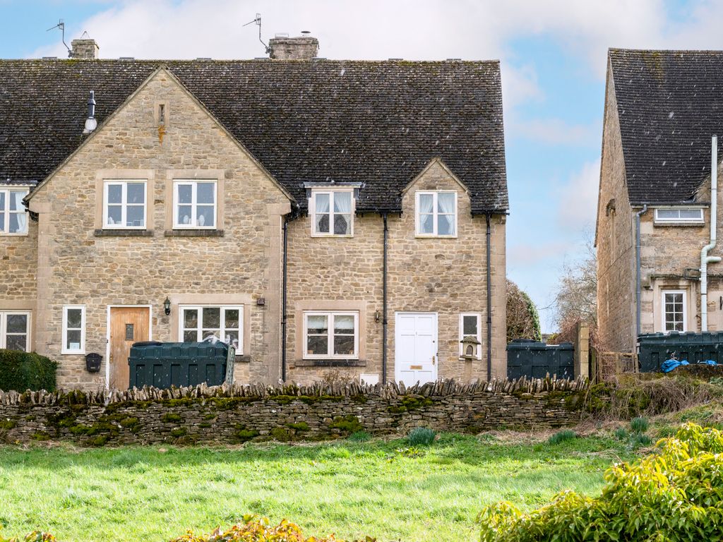 3 bed terraced house to rent in Rectory Cottages, Lower Swell, Cheltenham GL54, £1,850 pcm