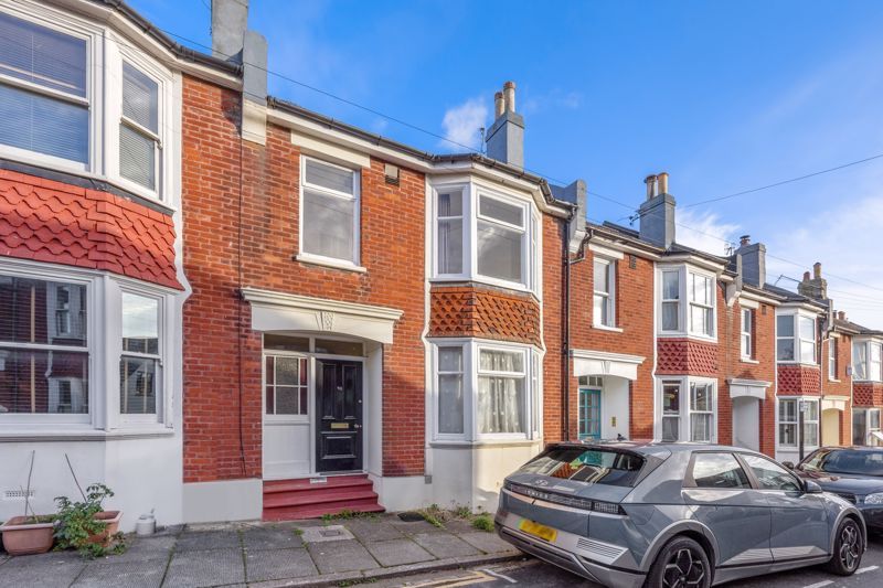 4 bed terraced house for sale in Belton Road, Roundhill, Brighton BN2, £525,000