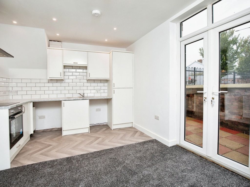 1 bed flat to rent in Hilderthorpe Road, Bridlington, East Yorkshire YO15, £550 pcm