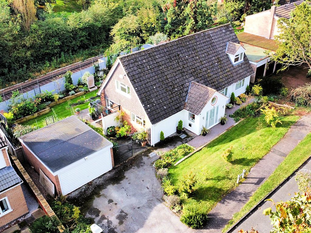 4 bed detached house for sale in Towers Drive, Kirby Muxloe LE9, £750,000