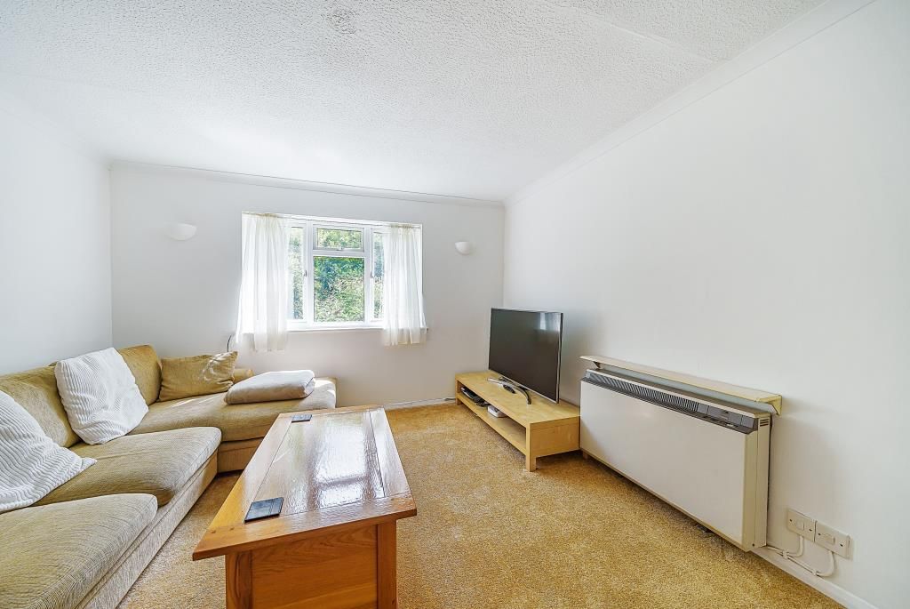 1 bed maisonette for sale in High Wycombe, Buckinghamshire HP12, £180,000