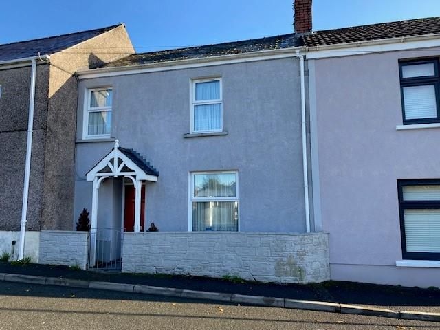 3 bed property for sale in Picton Place, Carmarthen SA31, £195,000