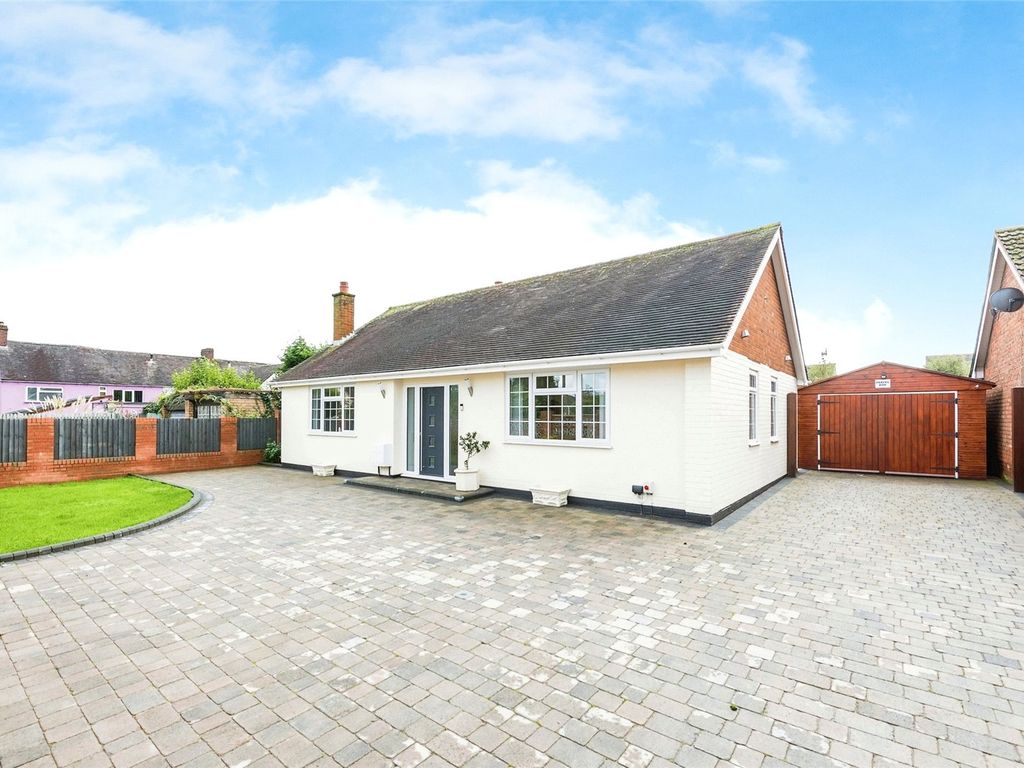 2 bed bungalow for sale in Spencer Drive, Burntwood, Staffordshire WS7, £450,000