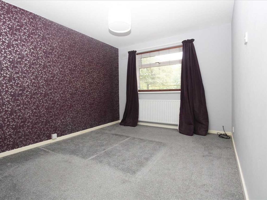 2 bed flat for sale in Oakley Drive, Cramlington NE23, £69,000
