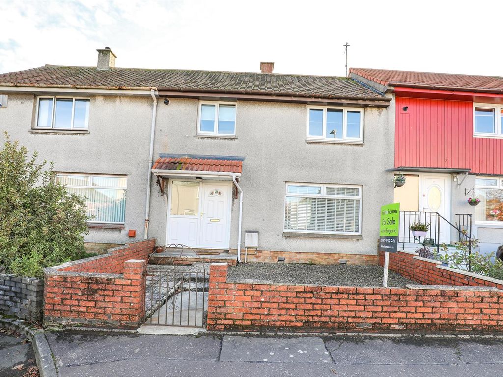 3 bed terraced house for sale in Sinclair Avenue, Glenrothes KY6, £109,995
