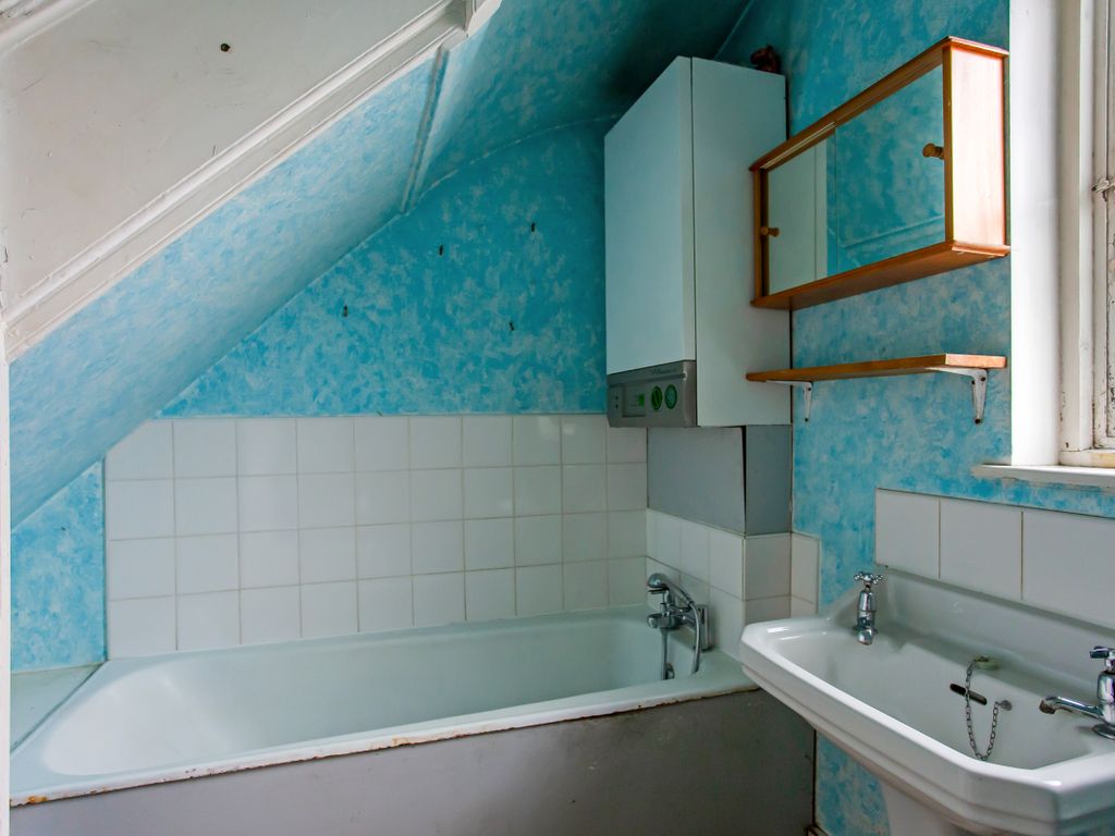 2 bed terraced house for sale in Hampton Row, Bath BA2, £500,000