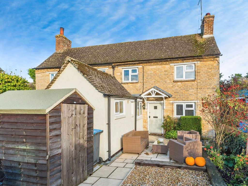 2 bed property for sale in Church View, Bampton OX18, £350,000