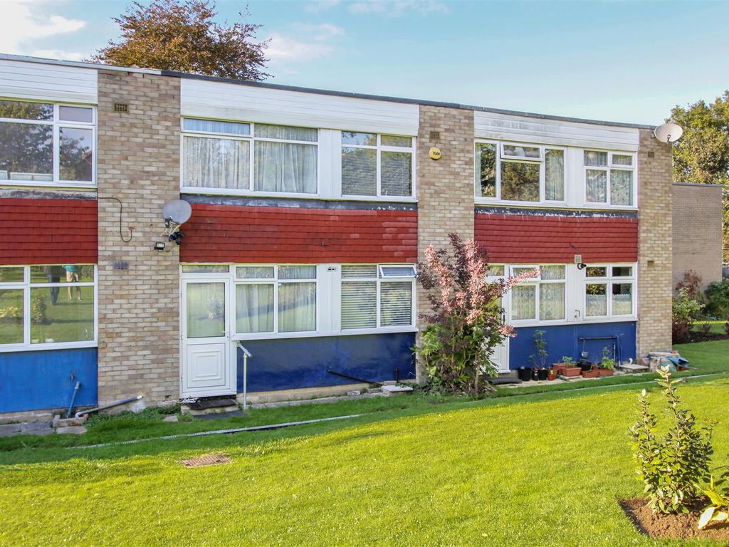3 bed terraced house for sale in Nursery Road, Pinner HA5, £475,000