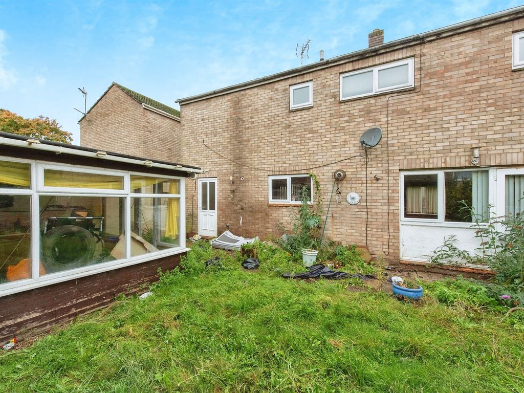 3 bed end terrace house for sale in St. Johns Way, Thetford IP24, £130,000