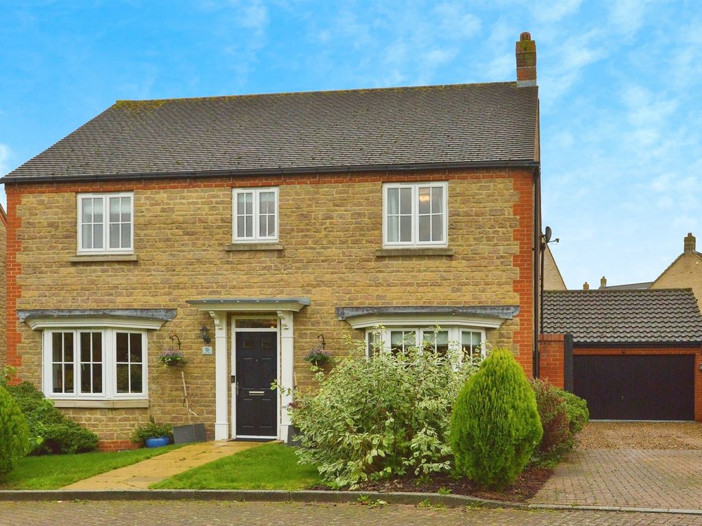 4 bed detached house for sale in Sheridan Grove, Oxley Park, Milton Keynes MK4, £675,000