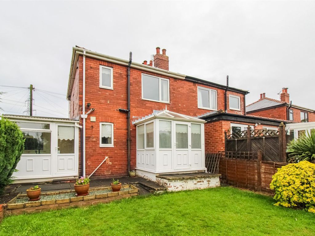 3 bed semi-detached house for sale in Carr Gate Mount, Carr Gate, Wakefield WF2, £220,000
