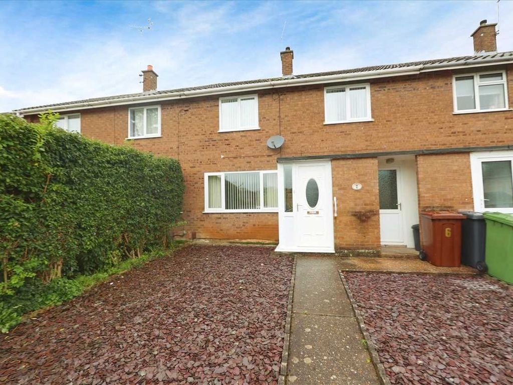 2 bed terraced house for sale in Redwing Grove, Lincoln LN6, £160,000