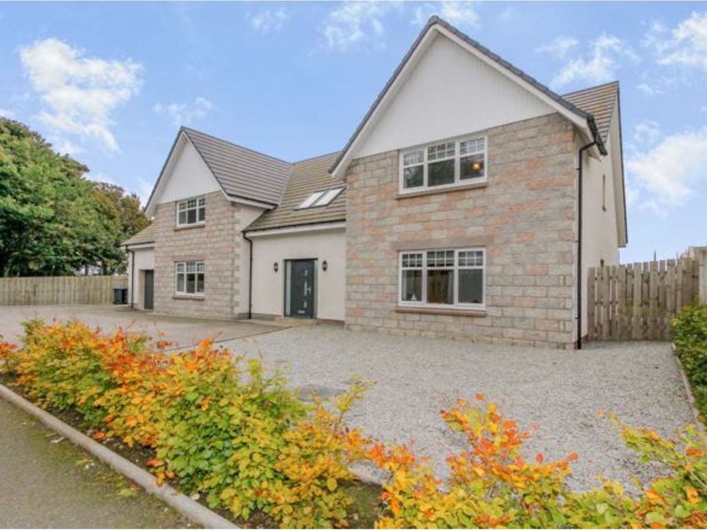 4 bed detached house for sale in Boyne Court, Banff AB45, £465,000