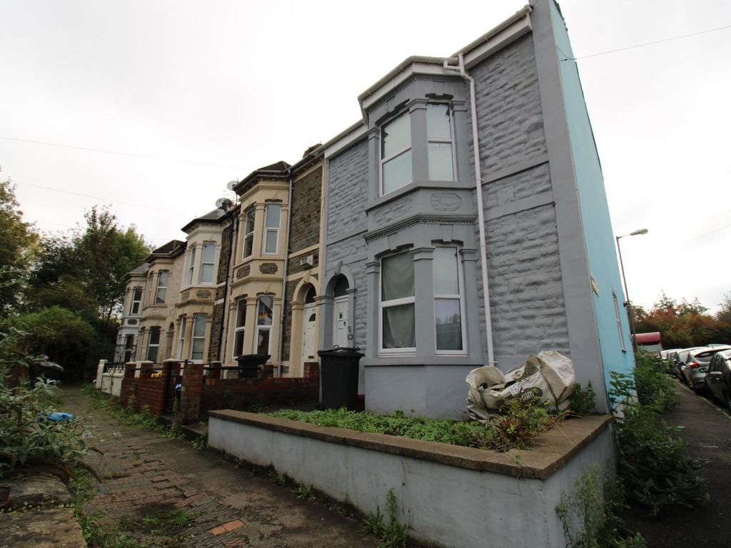 4 bed terraced house for sale in Easton Road, Easton, Bristol BS5, £415,000