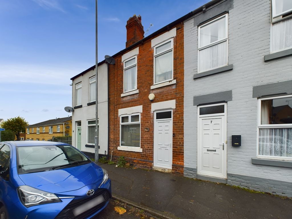 2 bed terraced house for sale in Retford Road, Worksop S80, £65,000