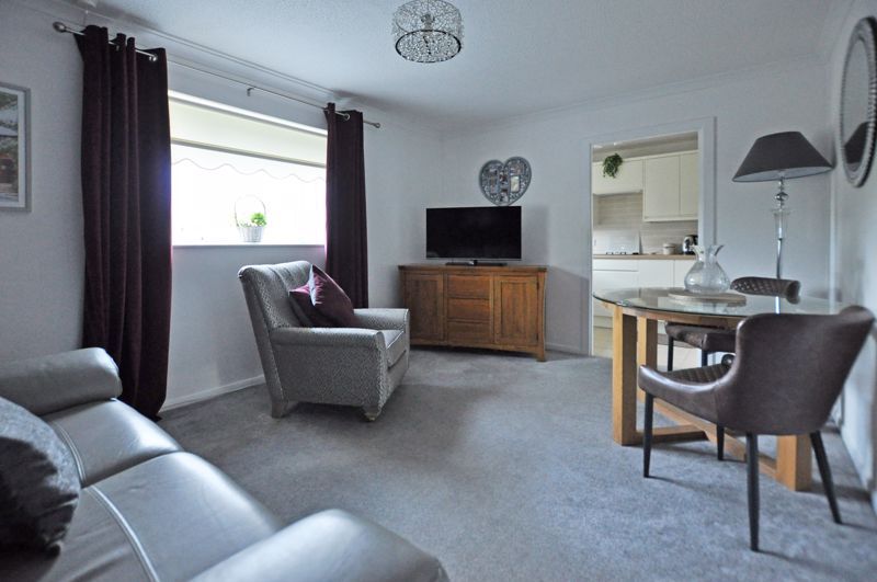 2 bed flat for sale in Retirement Apartment, Uplands Court, Rogerstone NP10, £112,500