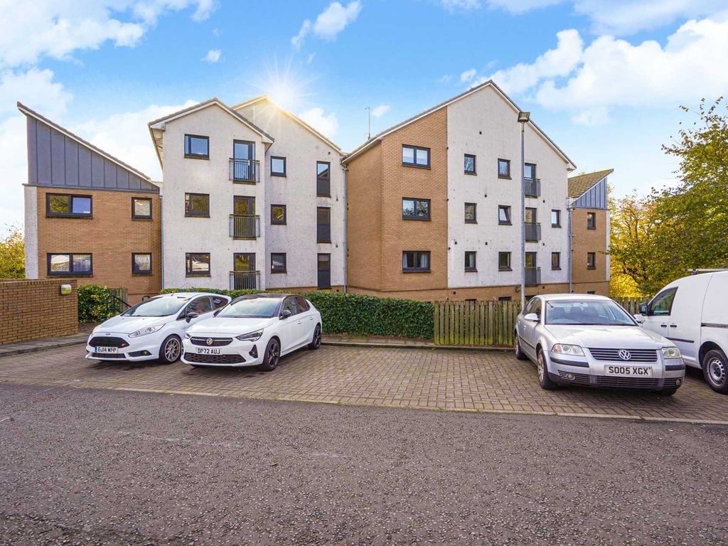 2 bed flat for sale in Cumlodden Drive, Maryhill G20, £89,950