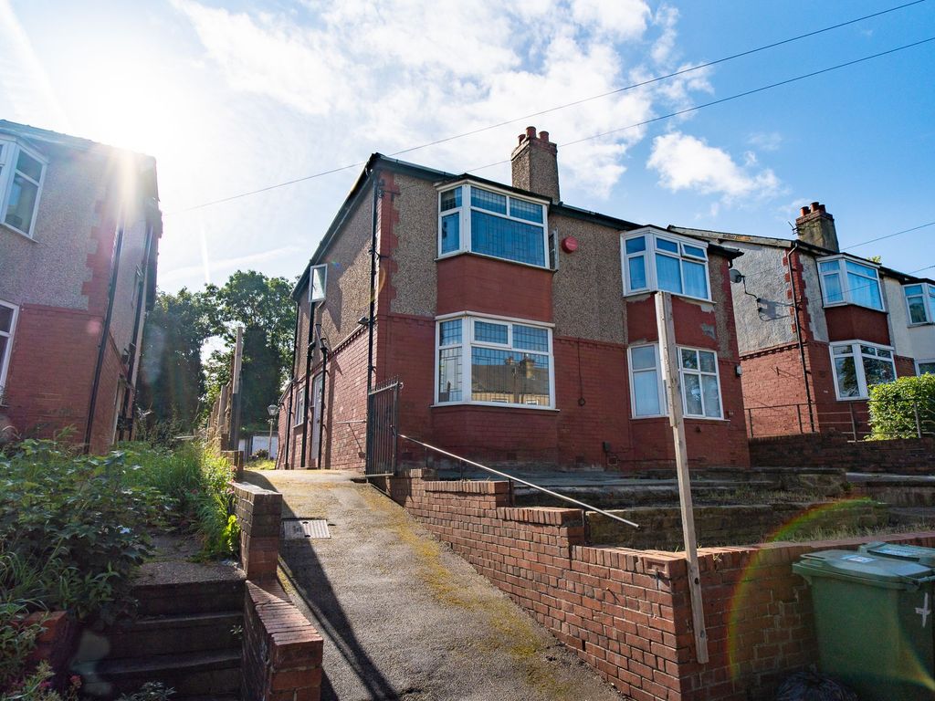 2 bed semi-detached house for sale in Alder Street, Huddersfield HD2, £125,000