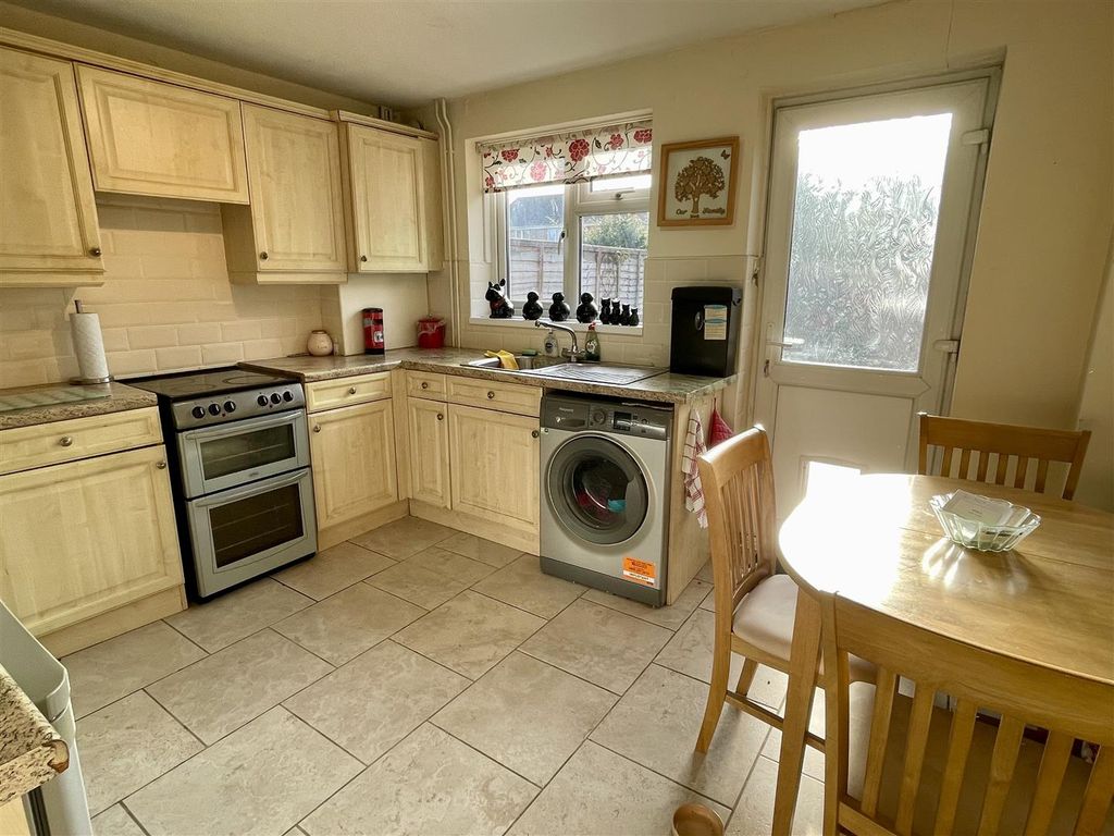 2 bed terraced house for sale in Holly Close, Bulwark, Chepstow NP16, £214,950