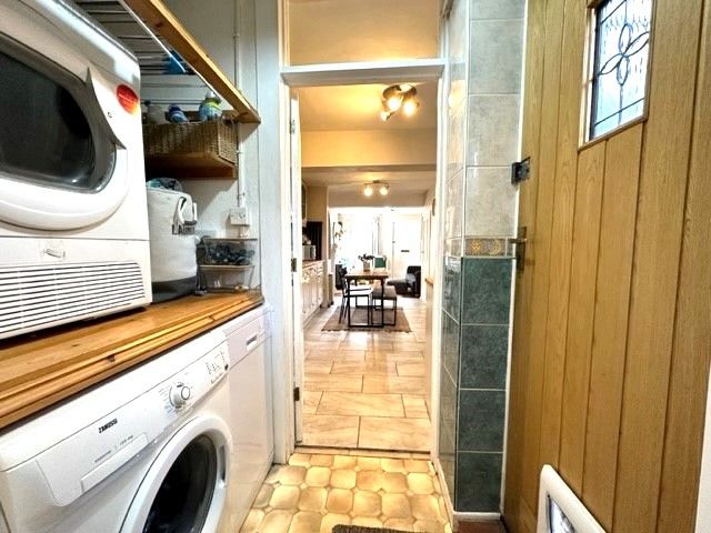 2 bed terraced house for sale in St. Johns Street, Biggleswade SG18, £260,000