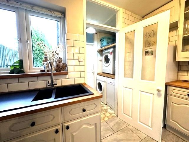 2 bed terraced house for sale in St. Johns Street, Biggleswade SG18, £260,000