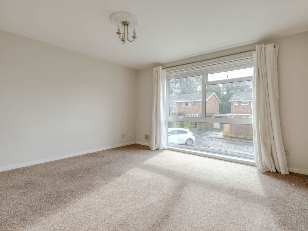 2 bed flat for sale in Woodend Close, Webheath, Redditch B97, £145,000