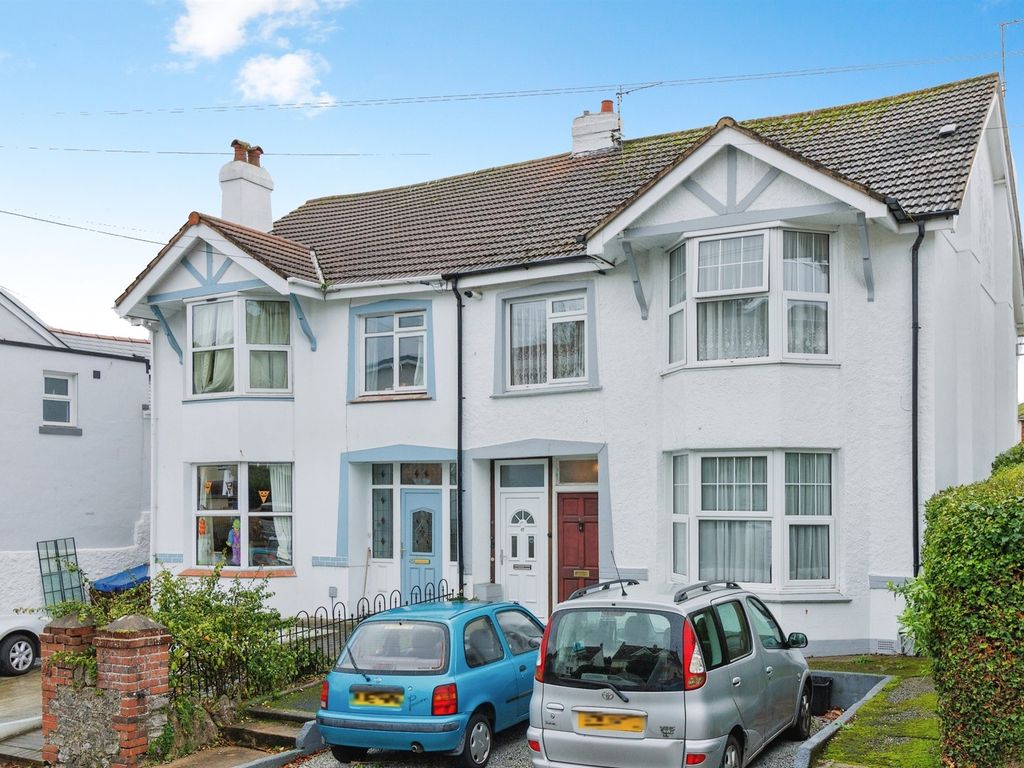 1 bed flat for sale in Higher Polsham Road, Paignton TQ3, £150,000