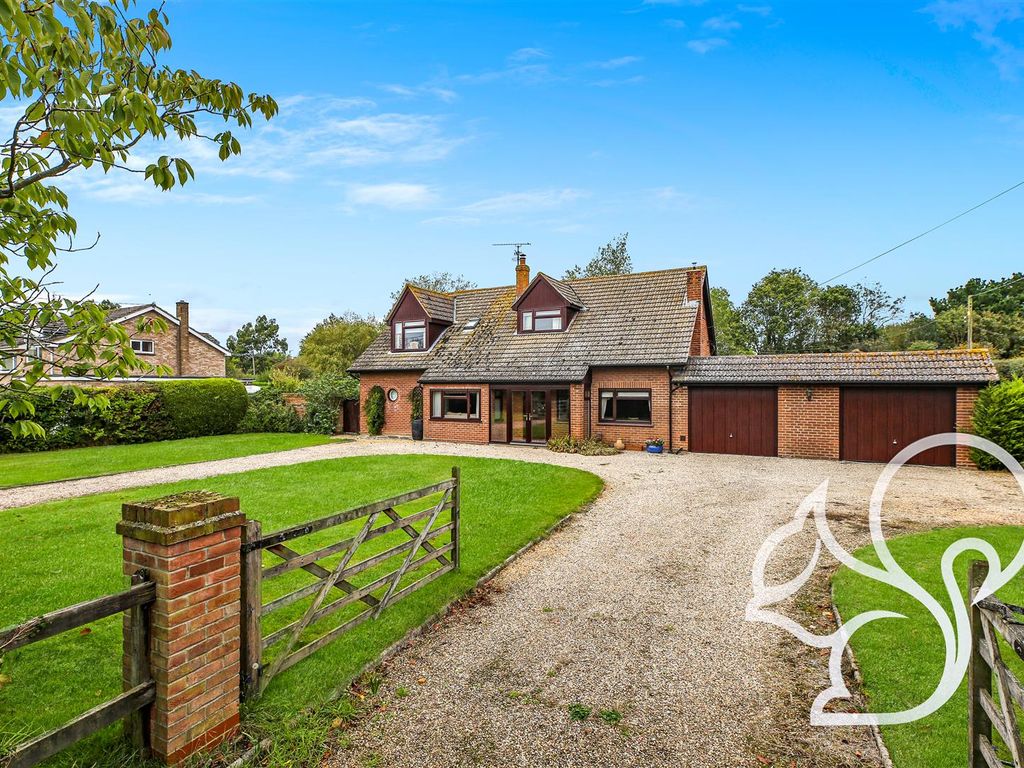 4 bed detached house for sale in East Road, East Mersea, Colchester CO5, £900,000