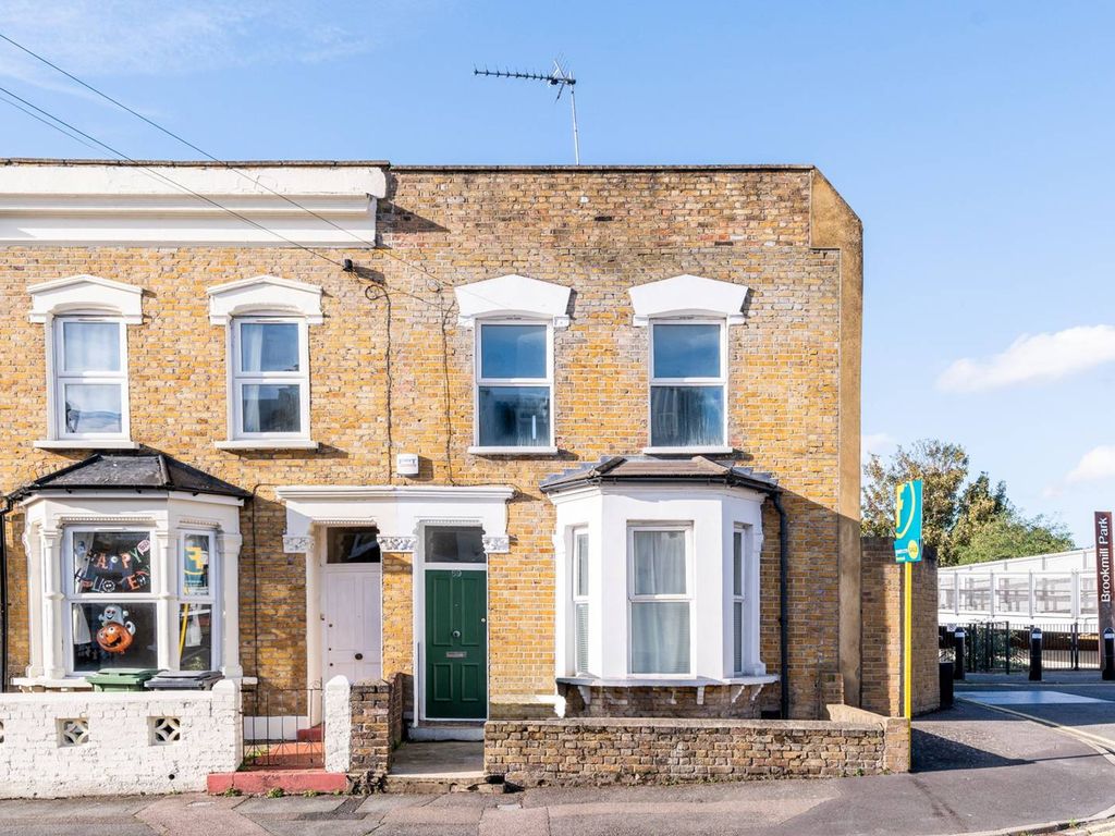 3 bed end terrace house for sale in Elverson Road, St Johns, London SE8, £800,000