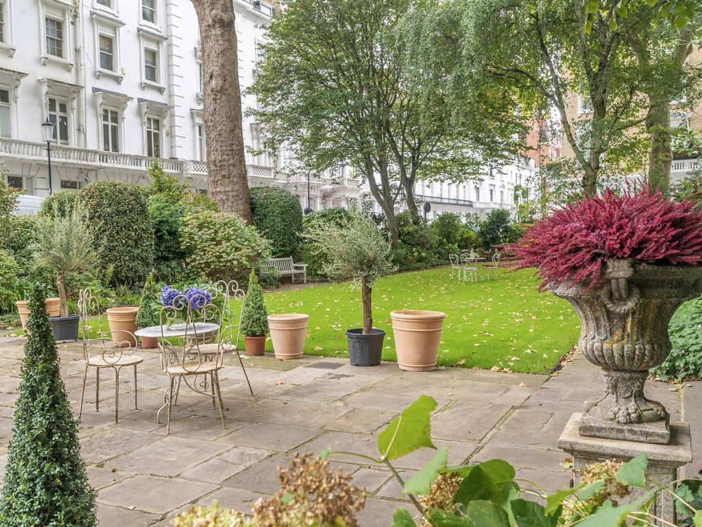 6 bed terraced house for sale in Ovington Square, Knightsbridge, London SW3, £6,500,000