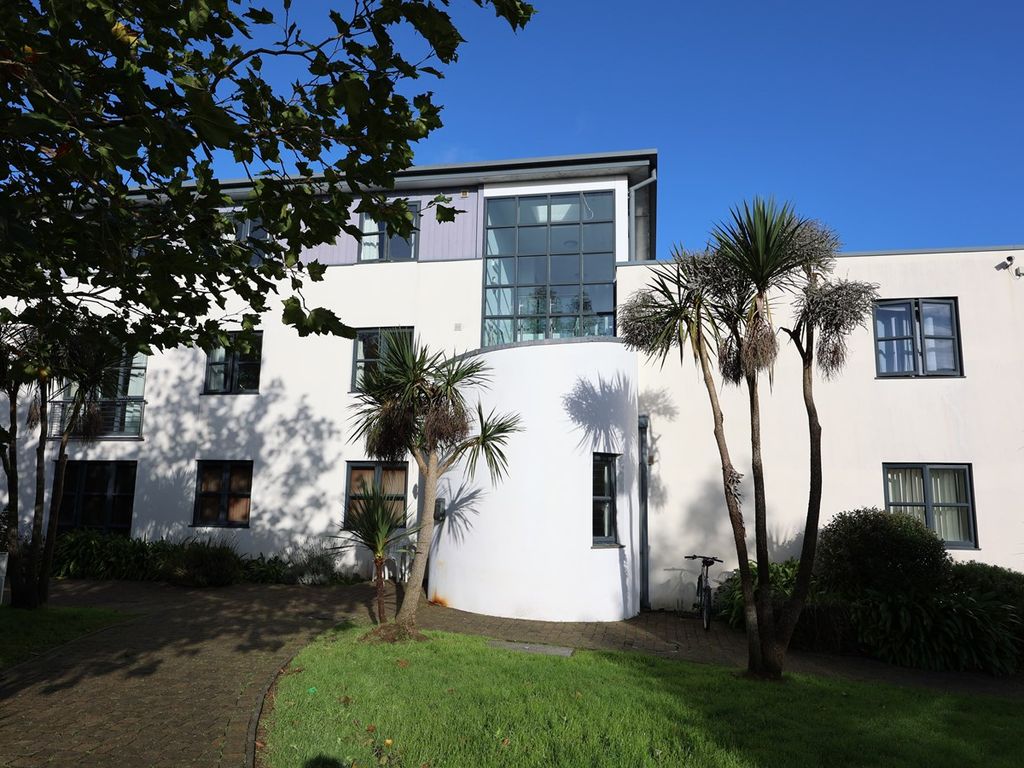 1 bed flat for sale in Sandy Hill, St Austell PL25, £69,950