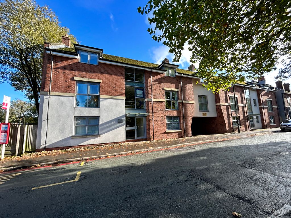 2 bed flat for sale in Virola Court, Park Road, Walsall WS3, £134,500