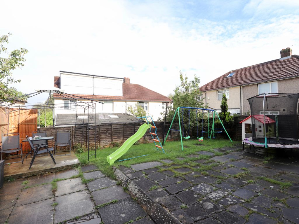 3 bed semi-detached house for sale in Woodend Court, Bradford BD5, £139,995