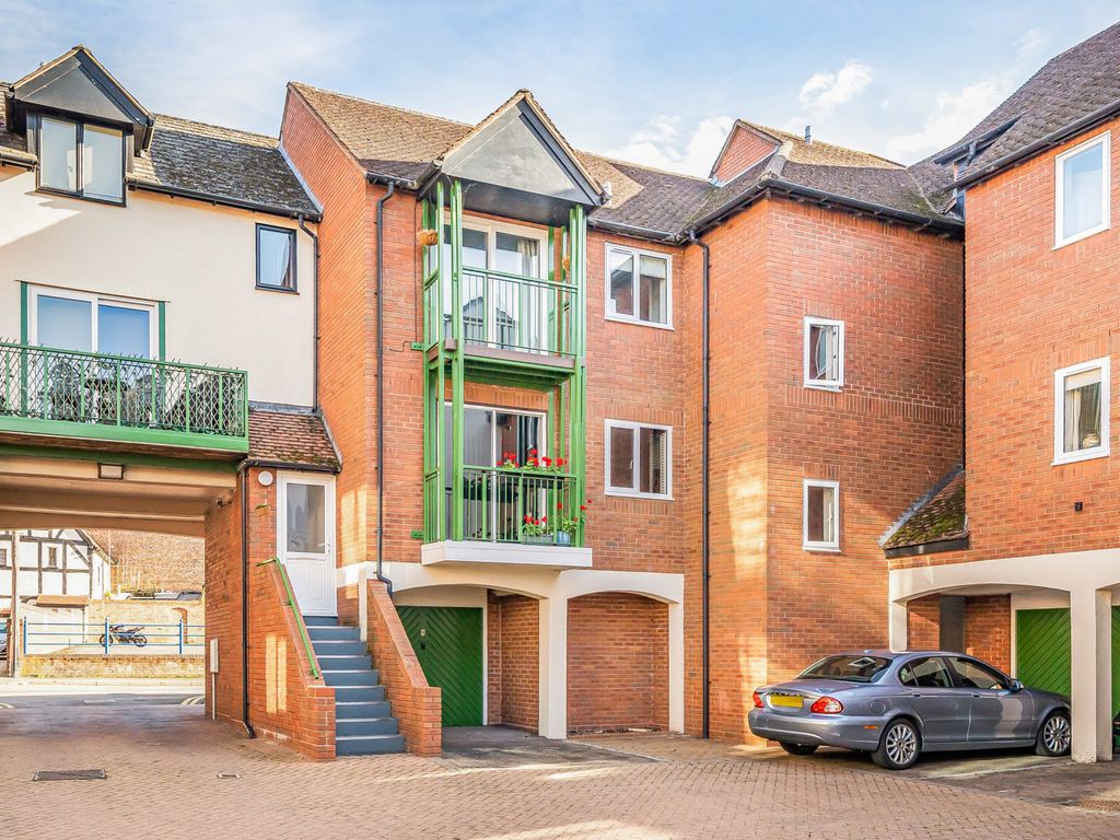 2 bed flat for sale in Priors Court, Back Of Avon, Tewkesbury GL20, £185,000