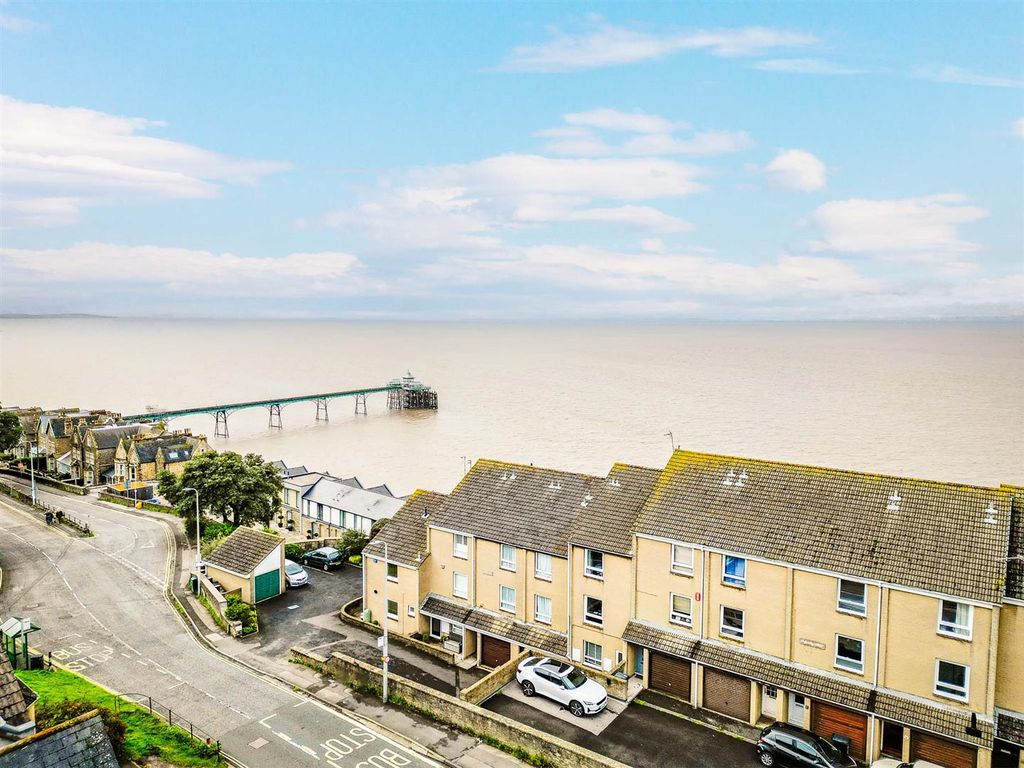 4 bed town house for sale in Wellington Terrace, Clevedon BS21, £550,000