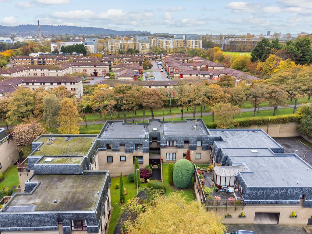 2 bed penthouse for sale in Rocheid Park, Fettes, Edinburgh EH4, £370,000