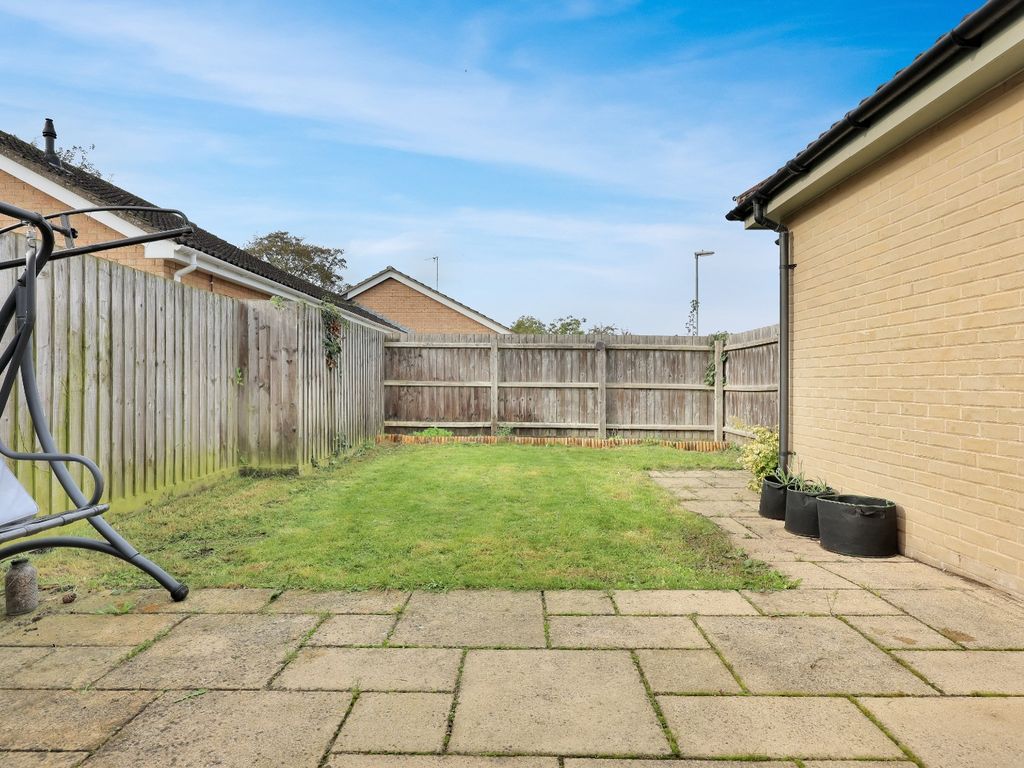 3 bed detached bungalow for sale in Camps Close, Waterbeach, Cambridge CB25, £535,000