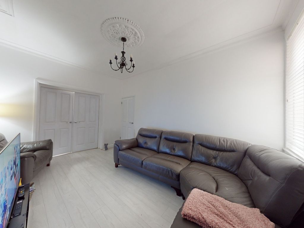 2 bed flat for sale in Aldwych Street, South Shields NE33, £84,995